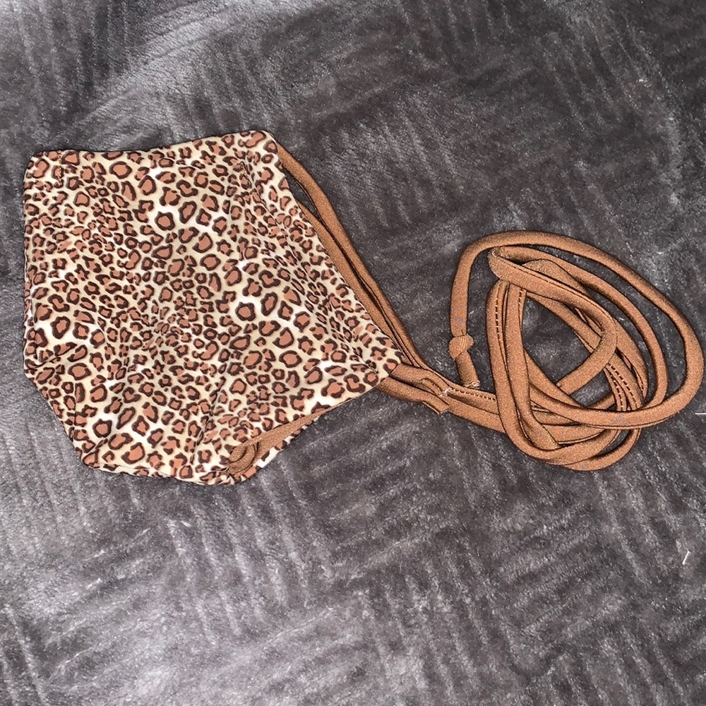 Hanu Hawaii Leopard Print Mask